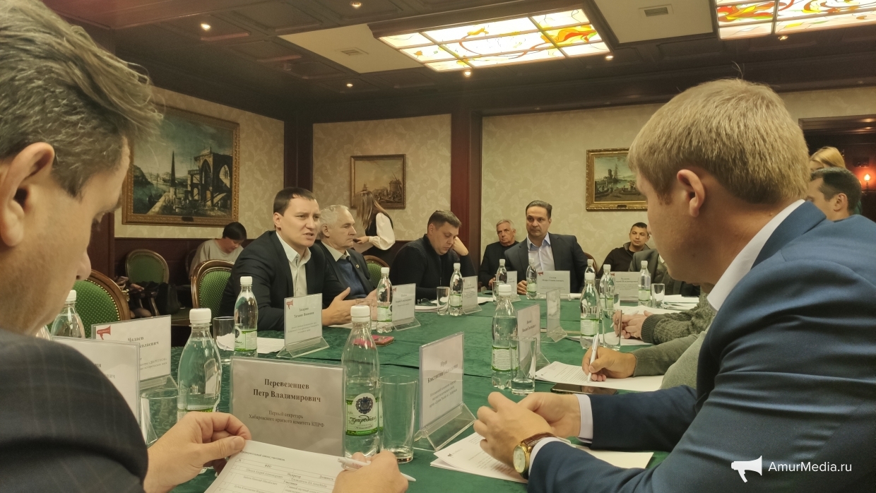 Круглый стол: Новая дума Хабаровского края. Ожидания избирателей и первые шаги депутатов